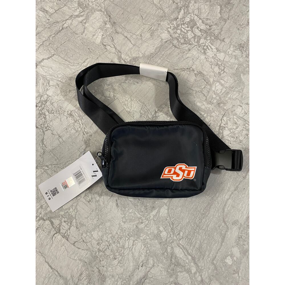 NWT Oklahoma State Cowboys Stadium Size 6.5"x4.5" Fanny Pack